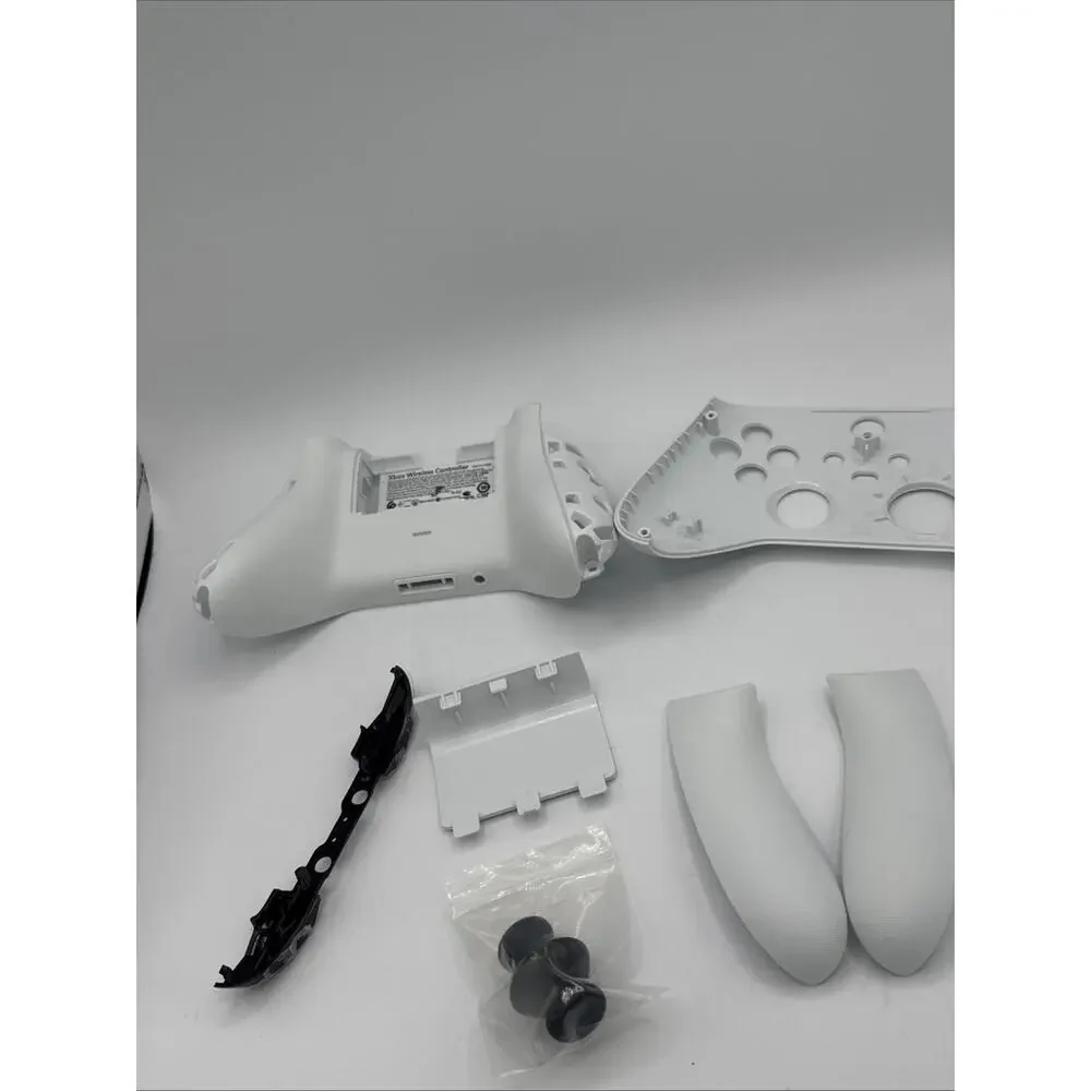 White Controller Shell Case Mod Kit with Thumbsticks for Xbox Series X S